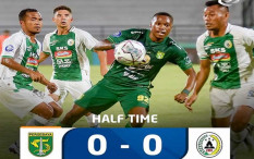 Persebaya vs PSS : Skor Kacamata Tutup Babak Pertama