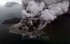 Gunung Anak Krakatau Meletus Lagi