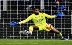 Donnarumma Kena Imbas Keheroikan Maignan Kawal Gawang Milan