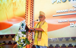 Aburizal Bakrie Instruksikan Kader Golkar Pasang Badan Dukung Airlangga Capres Golkar