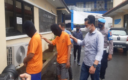 3 Orang Jadi Tersangka! Polisi Ungkap Kronologi Kasus Sajam dan Pelemparan Botol di Depan Polres Sleman