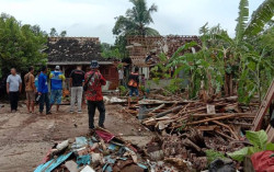 Angin Kencang Rusak Puluhan Rumah Warga Semanu Gunungkidul