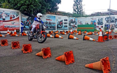 Astra Motor Yogyakarta Berbagi Kasih Sayang dengan Edukasi #Cari_Aman