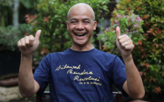 Ganjar Pranowo Tepati Janji untuk Mencukur Gundul Rambutnya
