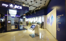 M-Banking BCA dan Livin' by Mandiri Jadi Guyonan Warganet