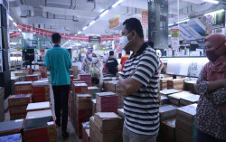 Qhomemart Adakan Big Sale Keramik Granit Terbesar