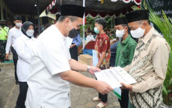 Wagub Jateng Taj Yasin Maimoen Hadiri Peringatan Isra Mi'raj 1442 Hijriah di Balai Desa Wadas