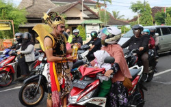 Wah…Ada Bagi-Bagi Minyak Goreng di Gunungkidul