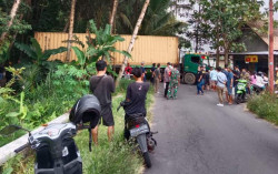 Truk Kontainer Terjebak karena Google Maps, Warga Seyegan Ingat Ojol Antar Penumpang ke Kuburan
