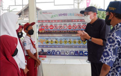 Yayasan AHM Berikan Beasiswa untuk 242 Pelajar