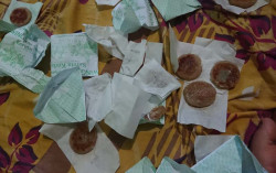 Parah! Wisatawan Beli Oleh-oleh Wingko di Teras Malioboro, saat Dibuka Berjamur Semua