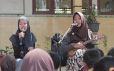 Mendongeng, Cara Asyik Komunitas Ini Menghibur Anak-Anak