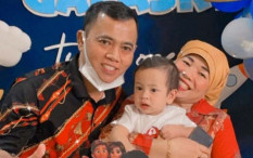 Doddy Sudrajat Ulurkan Tangan untuk Salaman, Gala Sky Cuek