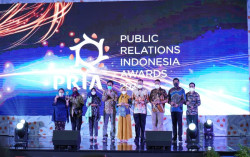 UNISA Yogyakarta Raih Penghargaan PR Indonesia Awards 2022