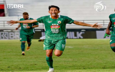 Persija vs PSS Sleman : Menit 25, Penalti Dave Bikin PSS Unggul 1-0