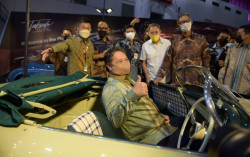 Airlangga Hartarto Buka IIMS Hybrid 2022, Otomotif Optimistis