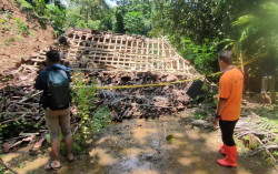 Nenek di Kulonprogo Tewas Tertimpa Rumah Roboh karena Tebing Longsor