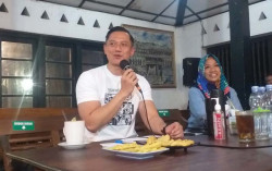AHY Bertemu Perwakilan BEM hingga Influencer di Alun-Alun Utara Jogja, Singgung Isu Penundaan Pemilu