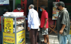 Emak-Emak Ini Berkumpul, Ajak Masyarakat Gemar Berbagi