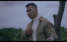 Jadi Hit di Spotify, Ini Lirik dan Chord Bertahan Terluka - Fabio Asher 