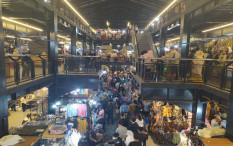 Pedagang Teras Malioboro Mengeluh Sepi Pembeli, Kadang Barang Tak Ada yang Laku