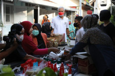 Gowes ke Jogja, Ganjar Pranowo Dikejutkan Murahnya Harga Sembako