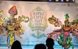 Puluhan Karya Kriya Dipamerkan di TBY, Pengunjung Bisa Nonton Secara Luring