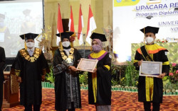 744 Mahasiswa UPBJJ UT Yogyakarta Diwisuda