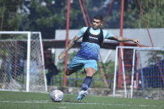 Pelatih Persib Nilai Duo Brasil Butuh Waktu untuk Adaptasi 