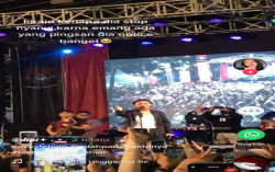 Aksi Rizky Febian Hentikan Menyanyi karena Ada Penonton Pingsan Tuai Pujian