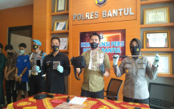 4 Pelajar Pelaku Jambret di Jalan Parangtritis Dikejar Warga hingga Masuk ke Lumpur