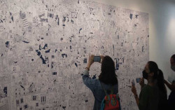 Ada Cerita di Balik Gambar Raksasa Karya Ilustrator Muda Prancis
