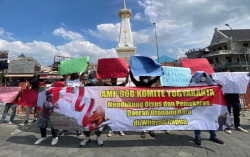 Mahasiswa Gelar Aksi Dukung Daerah Otonom Baru Papua di Tugu Jogja