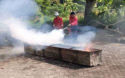 Cegah Kebakaran, Sekuriti Kampus Harus Bisa Gunakan Apar dengan Tepat
