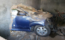 Sopir Belum Mahir, Avanza Jebol Tembok Rumah di Bambanglipuro Bantul