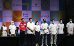 Presiden Jokowi Puji Airlangga Sebagai ‘Motor’ Kartu Prakerja