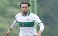 Dua Suporter Persib Meninggal, Ini Pesan dari Marc Klok