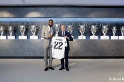 Resmi Jadi Pemain Real Madrid, Antonio Rudiger Sempat Menampik Barcelona