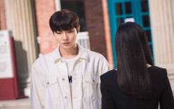 Ada Dukungan Cinta dari Hwang In Yeop, Ini 5 Jejak Seo Hyun Jin dalam Why Her?