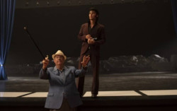 Film Elvis Targetkan Pendapatan 30 Juta Dolar dalam Debutnya