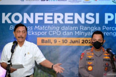 Mulai Senin Depan, Beli Minyak Goreng Curah Harus Pakai PeduliLindungi