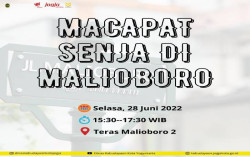 Aksi Generasi Muda dalam Macapat Senja di Malioboro
