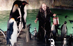 Sinopsis Batman Returns, Tayang di Bioskop Trans TV Malam Ini