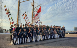 Pelayaran Jalur Rempah 2022 Selesai, Laskar Rempah dan KRI Dewaruci Tiba di Surabaya