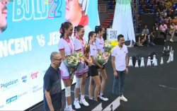 Ericarl-Hesti Kalahkan Raisa-Anya dalam Pertandingan Ganda Putri Tepok Bulu 2022