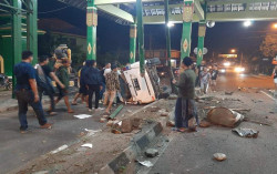 Sopir Ngantuk, Mobil Tabrak TPR Pantai Parangtritis