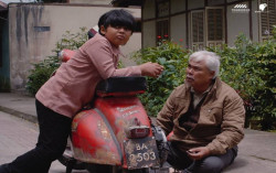 Sinopsis Perjalanan Pertama, Tayang Mulai Hari Ini
