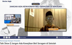 Sekolah Harus Disanksi kalau Jualan Seragam