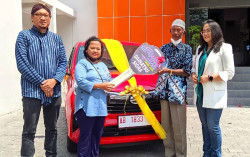 Penyerahan Hadiah Tabungan Tamasya Plus Periode XXXVII