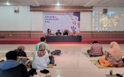 TBY Bekali Mahasiswa Kemampuan Menulis Bidang Seni